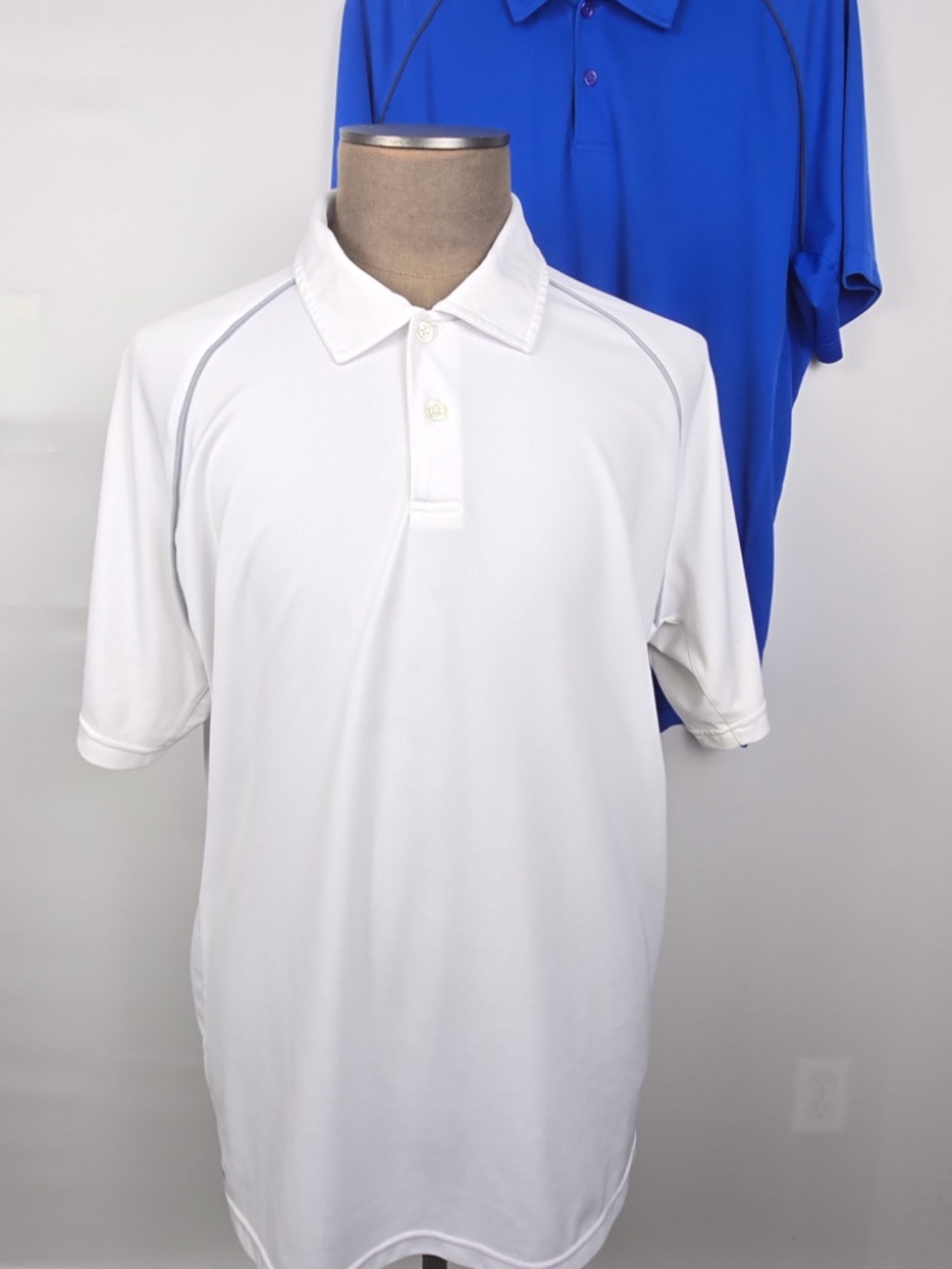Alo Yoga CoolFit Performance Polo Bundle Mens XXL White Blue Golf Shirt Lot - Picture 2 of 14